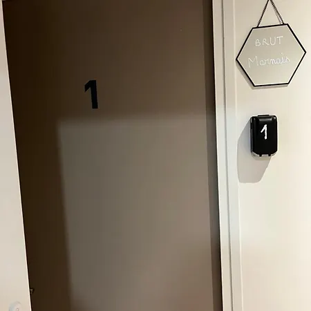 Le Bru T Marnais Апартаменты *